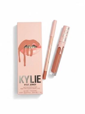 Kylie Cosmetics, Matte Liquid Lipstick & Lip Liner Set - 301 Angel